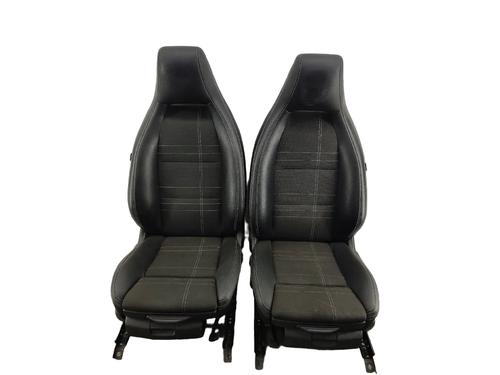 Used Seats set Seats set MERCEDES-BENZ GLA-CLASS (X156) GLA 180 CDI / d (156.912) (109 hp) 39903587 39903587