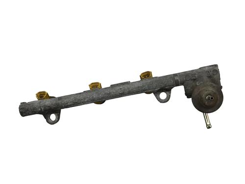 Used Injection rail Injection rail TOYOTA CARINA E VI (_T19_) 1.6 (AT190) (116 hp) 39887081 39887081