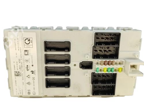 fuse-box-bmw-i3-i01-2013-40019480 main image