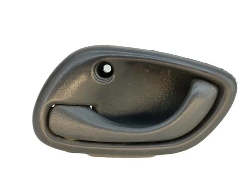 Used Front left interior door handle Front left interior door handle SUZUKI JIMNY Closed Off-Road Vehicle (SN) 1.3 16V 4WD (SN413, JB43) (82 hp) 40084570 40084570