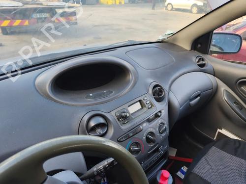 Used Dashboard Dashboard TOYOTA YARIS (_P1_) 1.0 (SCP10_, SCP10R) (68 hp) 40183390 40183390