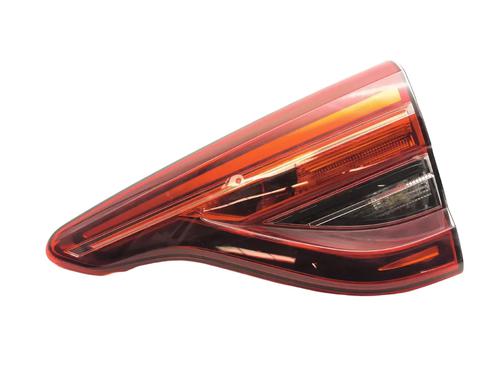 right-tailgate-light-renault-clio-v-b7_-2019-40152401 main image