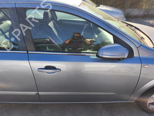 right-front-door-opel-astra-h-a04-2004-2005-2006-2007-2008-2009-2010-2011-2012-2013-2014-40204618 main image