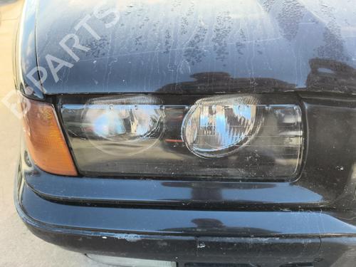 Used Right headlight Right headlight BMW 3 (E36) 318 tds (90 hp) 40221826 40221826