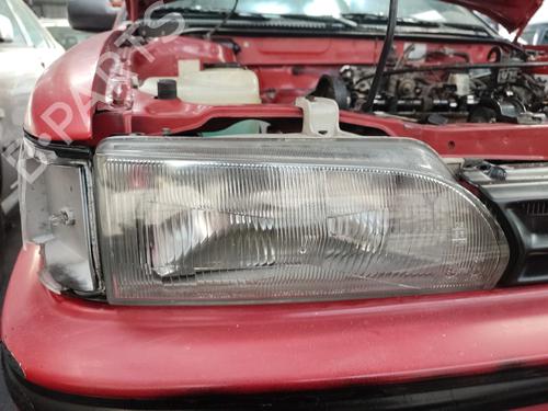 Used Right headlight Right headlight TOYOTA COROLLA Compact (_E9_) 1.3 (EE90) (75 hp) 40257693 40257693