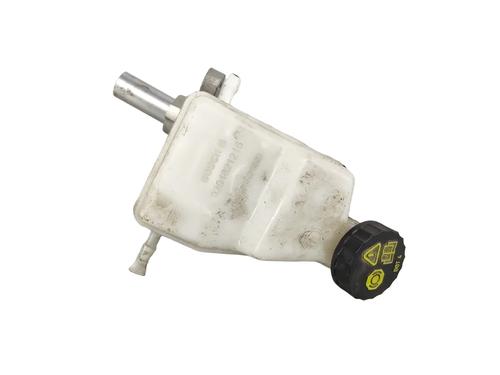 brake-master-cylinder-peugeot-rifter-2018-40448963 main image