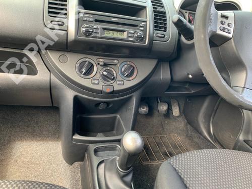 Left front window switch NISSAN NOTE (E11, NE11) 1.4 | BP6185803I27 