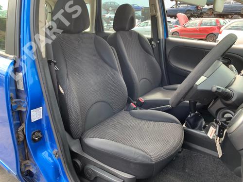 Left front window switch NISSAN NOTE (E11, NE11) 1.4 | BP6185803I27 