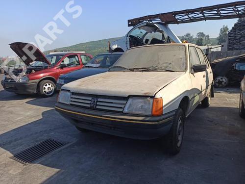 Used Parts PEUGEOT 205 I (741A/C)  1.0  790525