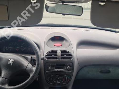 Interior roof light PEUGEOT 206 Hatchback (2A/C) 1.1 i | BP10322350I8 