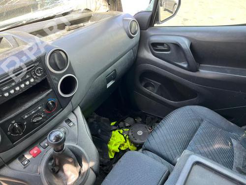 Right front window switch PEUGEOT PARTNER Box Body/MPV 1.6 HDi | BP14367709I26 