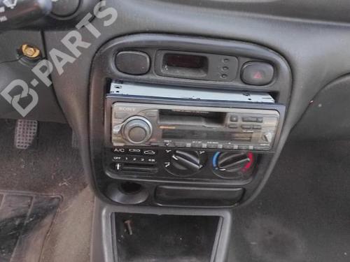 Left front indicator HYUNDAI ACCENT I (X-3) 1.3 i 12V | BP20304228C32 