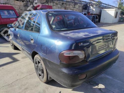 Left front indicator HYUNDAI ACCENT I (X-3) 1.3 i 12V | BP20304228C32 