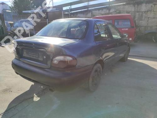 Left front indicator HYUNDAI ACCENT I (X-3) 1.3 i 12V | BP20304228C32 