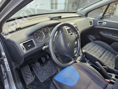 Left front window switch PEUGEOT 307 Break (3E) 1.6 HDi 110 | BP20722395I27 