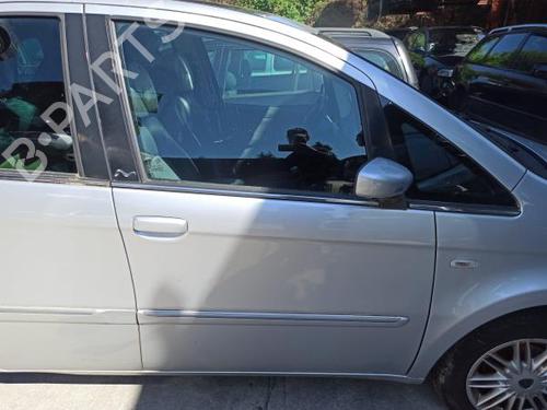 Right front door LANCIA MUSA (350_) 1.3 D Multijet (350.AXB11, 350.AXB1A) NUA