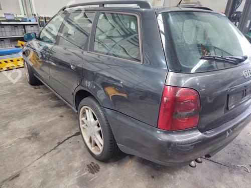 Vindusheismekanisme venstre foran AUDI A4 B5 (8D2) 1.9 TDI | BP18644070C22 