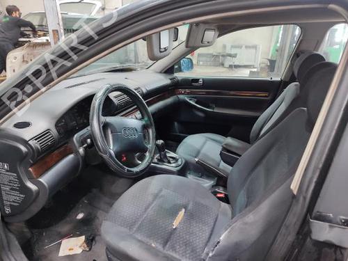 Vindusheismekanisme venstre foran AUDI A4 B5 (8D2) 1.9 TDI | BP18644070C22 