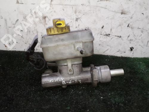 Used Brake master cylinder VW GOLF IV (1J1) 1.4 16V (75 hp) 6167327