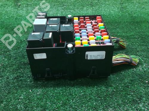 Caja reles / fusibles FORD FIESTA V (JH_, JD_) 1.4 TDCi | BP6167603E1