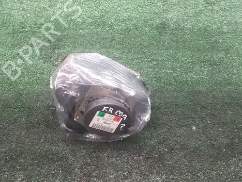Pas bezpieczeństwa przedni lewy LAND ROVER DISCOVERY II (L318) 2.5 Td5 4x4 BP14410589I26