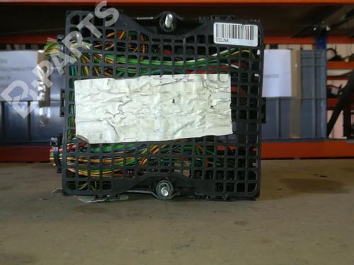 Fuse box FORD FIESTA V (JH_, JD_) 1.4 TDCi | BP6173106E1
