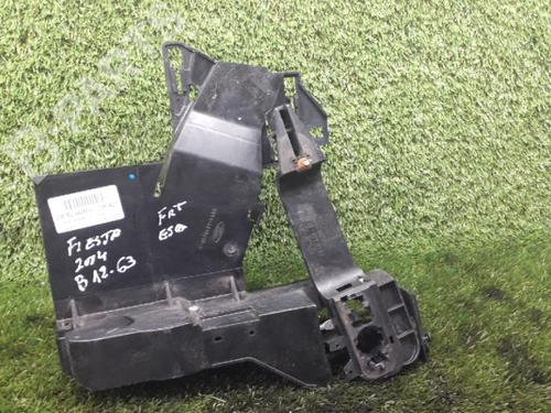 Fechadura frente esquerda FORD FIESTA V (JH_, JD_) 1.4 TDCi (68 hp) 6175888