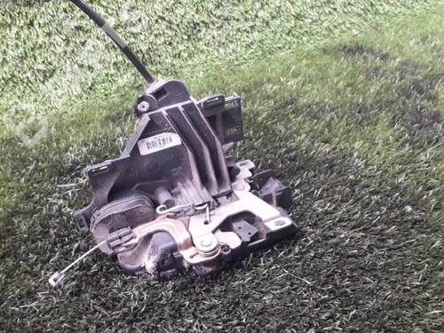 Serratura anteriore destra SKODA FABIA I (6Y2) 1.9 SDI (64 hp) 6178093