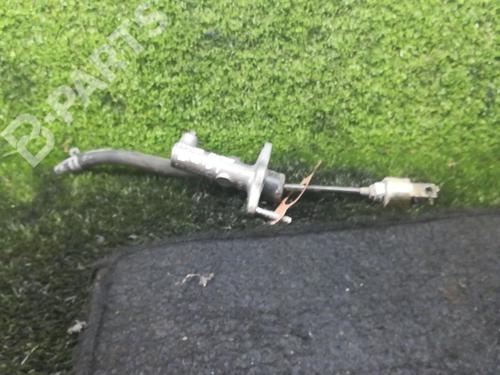 Brake master cylinder TOYOTA HIACE IV Van (__H1_, __H2_)  BP6182853M77