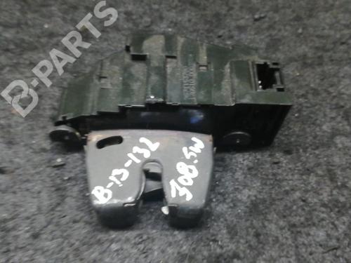 Used Tailgate lock PEUGEOT 308 SW I (4E_, 4H_) 1.6 HDi (92 hp) 6184431