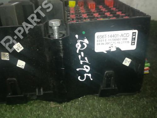 Used Fuse box Fuse box FORD FIESTA V (JH_, JD_) 1.25 16V (70 hp) 6186779 6186779