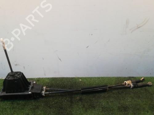 Used Gear lever RENAULT CLIO III (BR0/1, CR0/1) 1.2 16V (BR02, BR0J, BR11, CR02, CR0J, CR11) (75 hp) 14412125