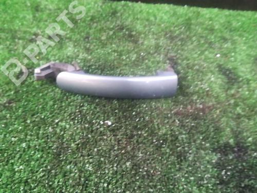 Używane Klamka zewnętrzna drzwi przednich prawych SEAT LEON (1P1) 2.0 TDI (170 hp) 6189047