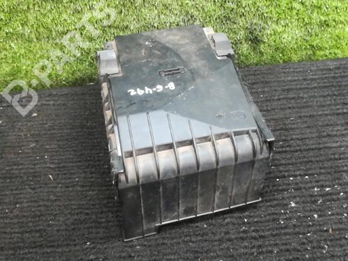 Used Fuse box VW GOLF VI (5K1) 2.0 TDI (140 hp) 6189558