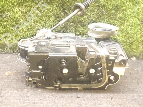 Rear right lock VW GOLF VI (5K1) 2.0 TDI | BP6189570C99