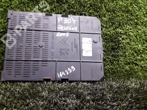 Used Fuse box PEUGEOT 307 (3A/C) [2000-2012]  6189715