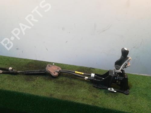 Used Gear lever RENAULT MEGANE III Grandtour (KZ0/1) 1.5 dCi (KZ09, KZ0D, KZ1G, KZ29, KZ14, KZ1W, KZ10, KZ1F,... (110 hp) 14412292