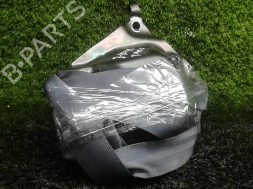 Rear center seatbelt TOYOTA RAV 4 II (_A2_) 2.0 D 4WD (CLA20_, CLA21_, CLA20R, CLA21R) C85407