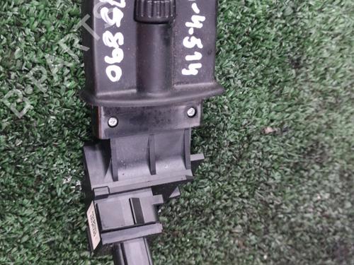 Used Switch RENAULT LAGUNA III (BT0/1) 2.0 dCi (BT07, BT0J, BT14, BT1A, BT1S) (131 hp) 14412708