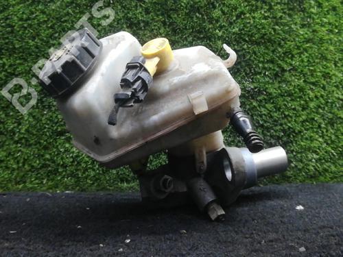 Used Brake master cylinder OPEL ASTRA J Sports Tourer (P10) [2010-2015]  6194677