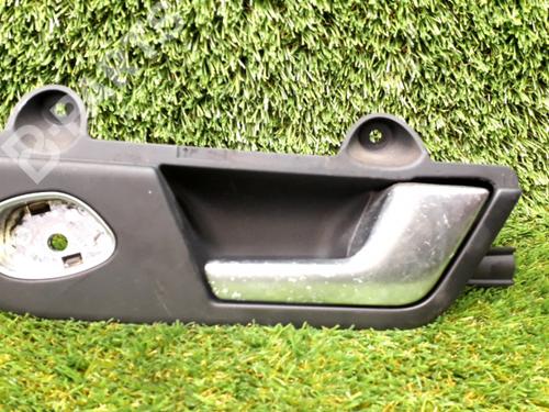 Rear right interior door handle AUDI A4 B6 Avant (8E5) 1.9 TDI BP6196781I16