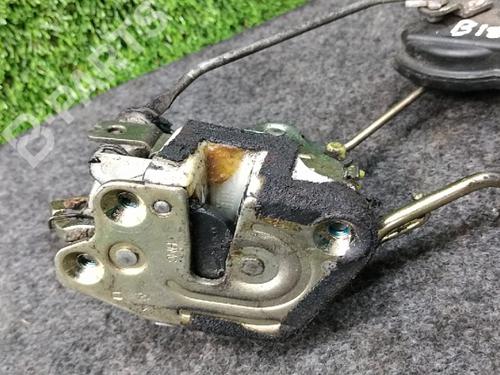 Front right lock HYUNDAI H-1 / STAREX Bus (A1) 2.5 TD 4WD | BP6198553C97 