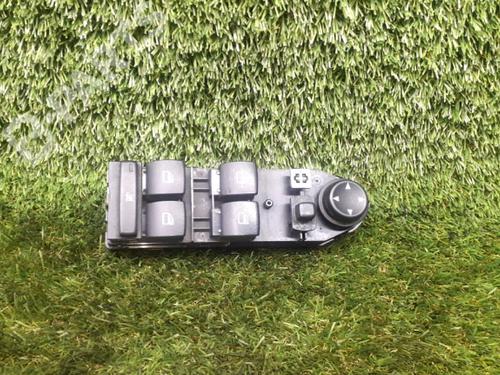 Used Left front window switch BMW 5 Touring (E61) 520 d (163 hp) 6199412