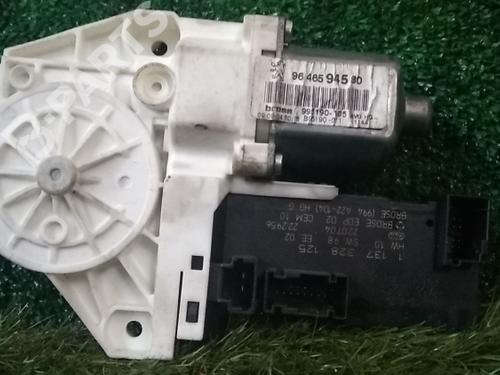 Left front window motor PEUGEOT 407 (6D_) 2.0 HDi (6DRHRH) | BP6205520E21 