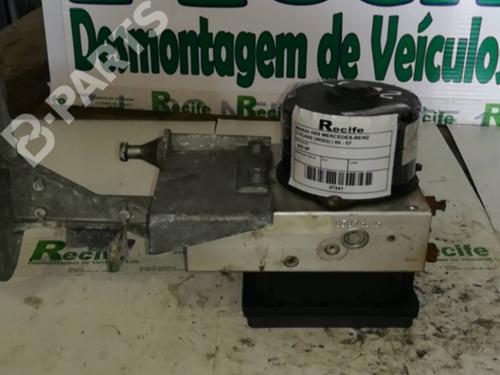 Used ABS pump MERCEDES-BENZ C-CLASS (W203) [2000-2007]  6208007