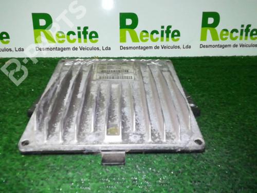 Used Engine control unit (ECU) RENAULT MEGANE II (BM0/1_, CM0/1_) [2001-2012]  6210452