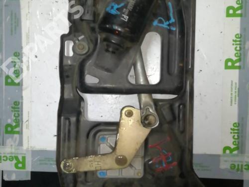 Used Front wiper motor HYUNDAI H-1 / STAREX Bus (A1) [1997-2026]  6218971