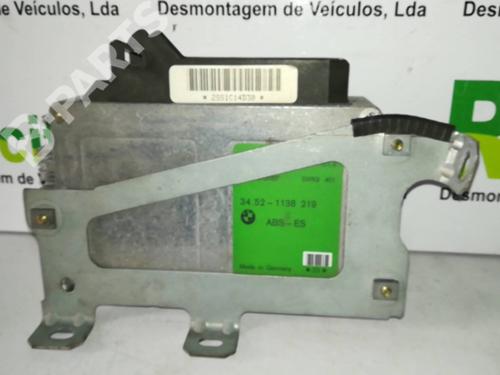 Engine control unit (ECU) BMW 3 (E36) 316 i (100 hp) 34521138219