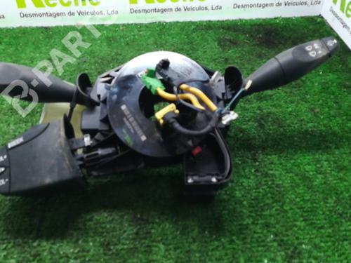 Commodo Essuie Glace / Phare FORD FIESTA V (JH_, JD_) 1.4 TDCi (68 hp) 6309243