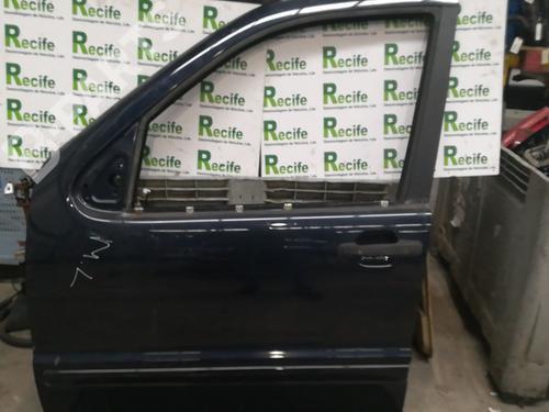 Used Left front door MERCEDES-BENZ M-CLASS (W163) [1998-2005]  6224773